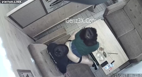 Clip sex xưa cặp đôi sinh viên giã nhau trong quán trà sữa